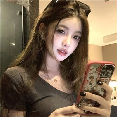 哭泣的拳头